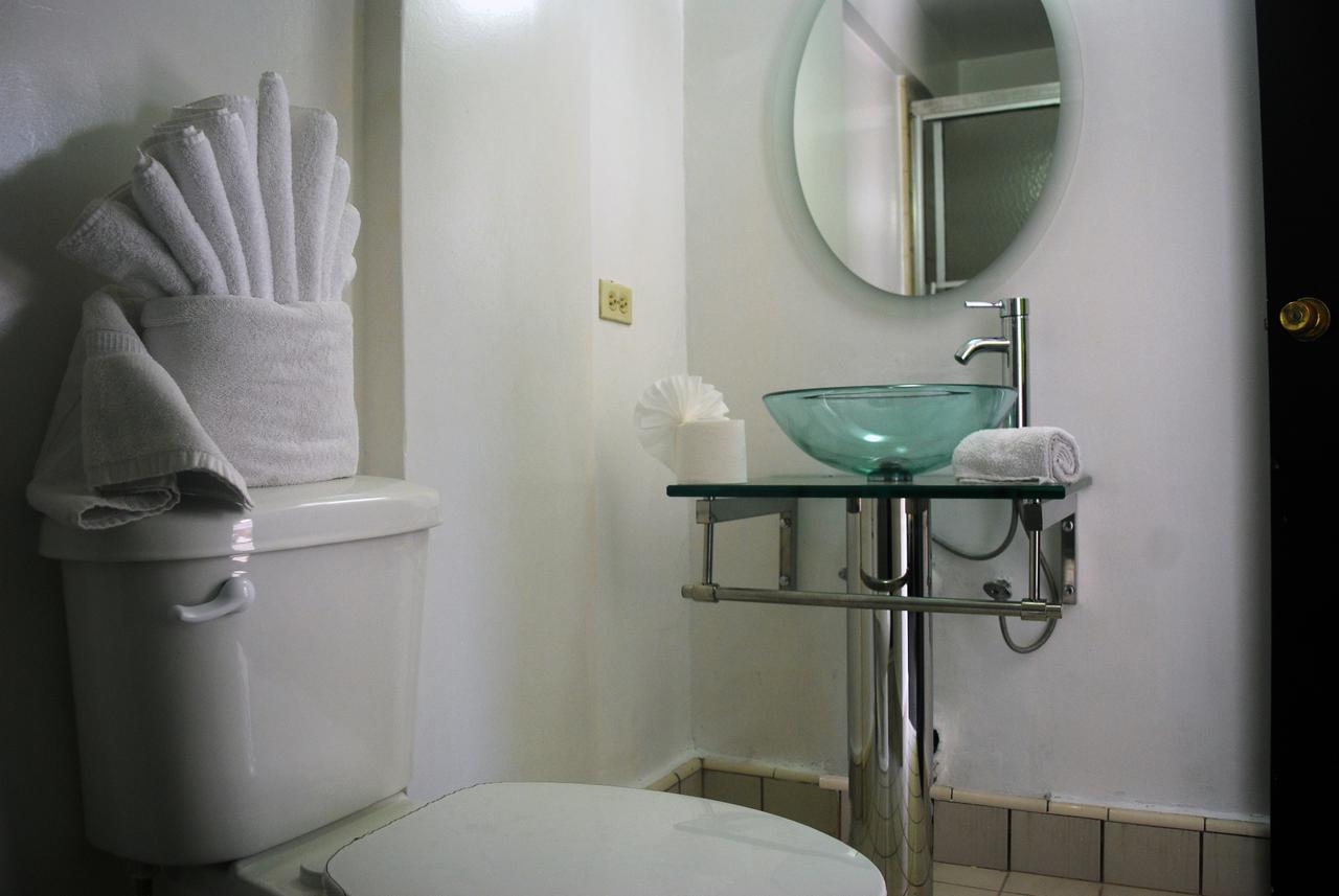Hotel Suites Royal Тіхуана Екстер'єр фото